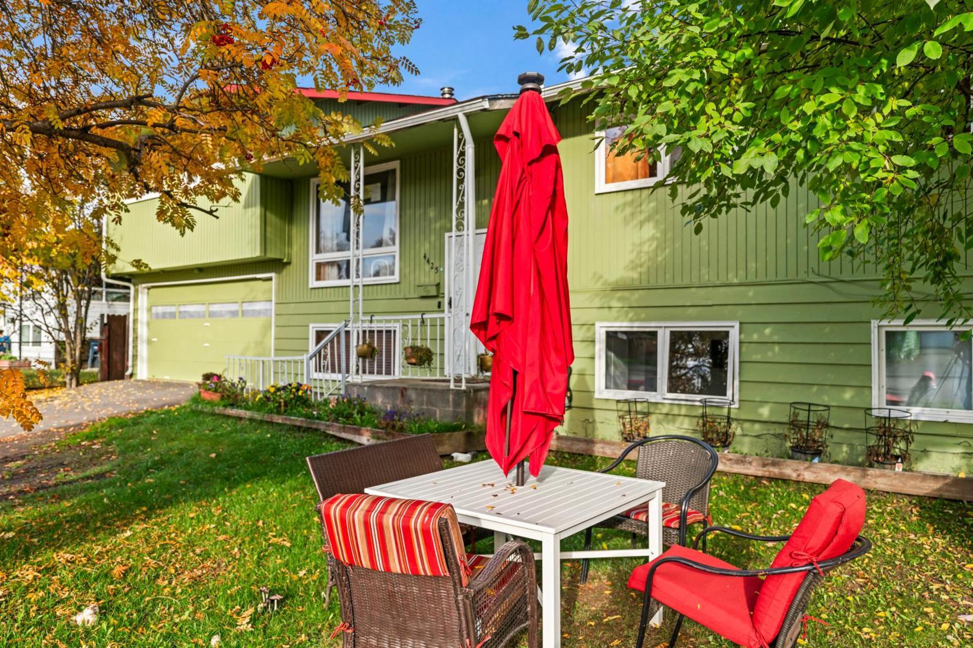 Compact, Comfortable And Cozy Too Анкоридж Екстер'єр фото